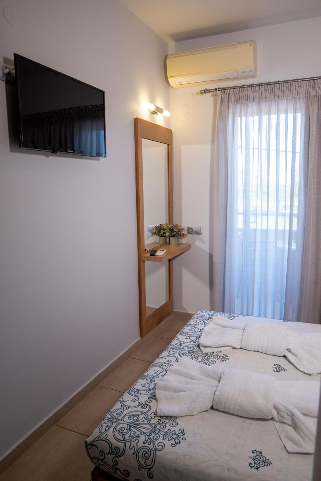 Hotel Epavlis Eleftheriadi Paralía Zewnętrze zdjęcie
